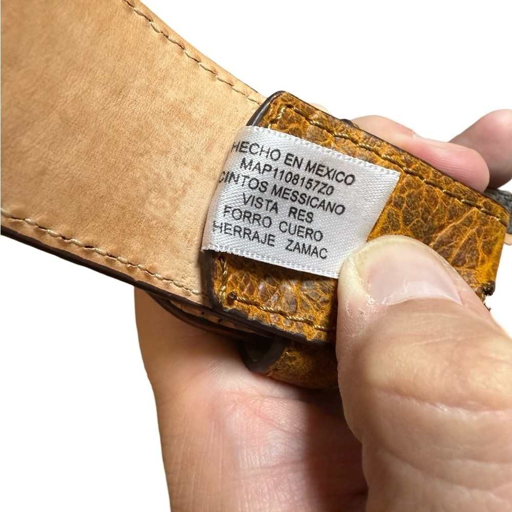Messicano Leather Belt with Textured Buckle, Size 34, Tan, Like New Condition - Picture 7 of 10